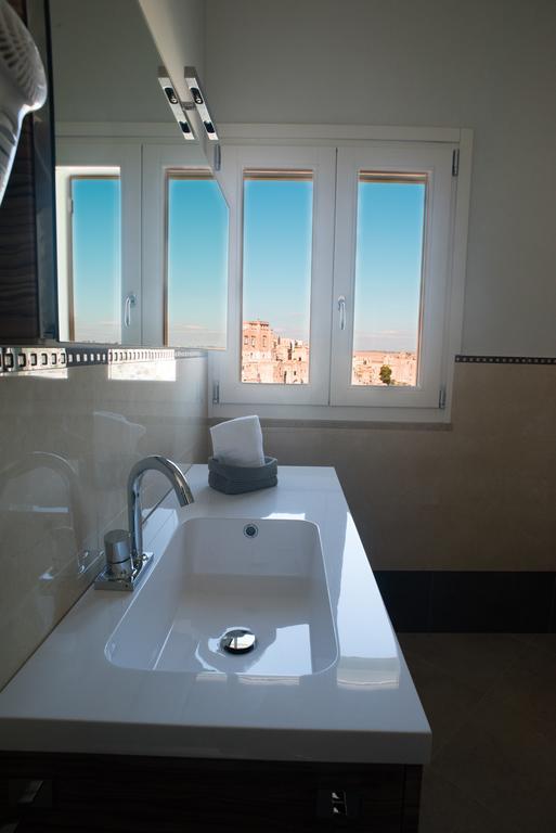 L'Incanto Luxury Rooms มาเตรา ภายนอก รูปภาพ